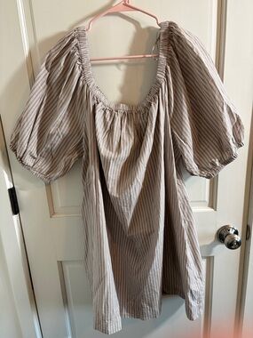 Old Navy Beige Striped Puff-Sleeve Tunic